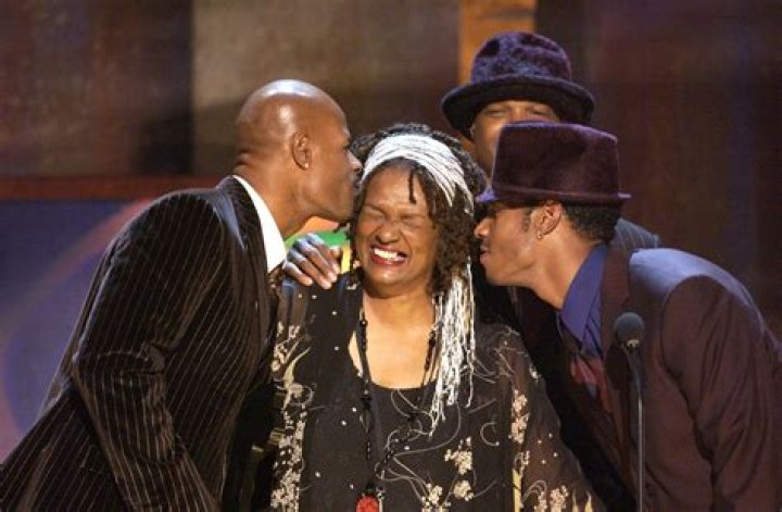 Exploring The Lives Of Elvira Wayans' Siblings