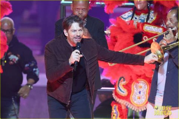 Unveiling The Musical Talents Of Harry Connick Jr: Does He Play Guitar?